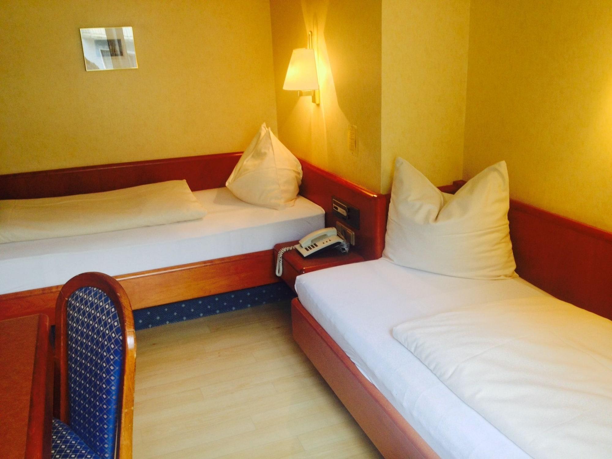 Hotel Carmen Munich Luaran gambar